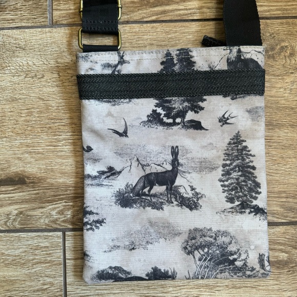 DaKine Jive Crossbody Shoulder Purse Bag Pattern Adjustable Strap Jackalope - Picture 9 of 13